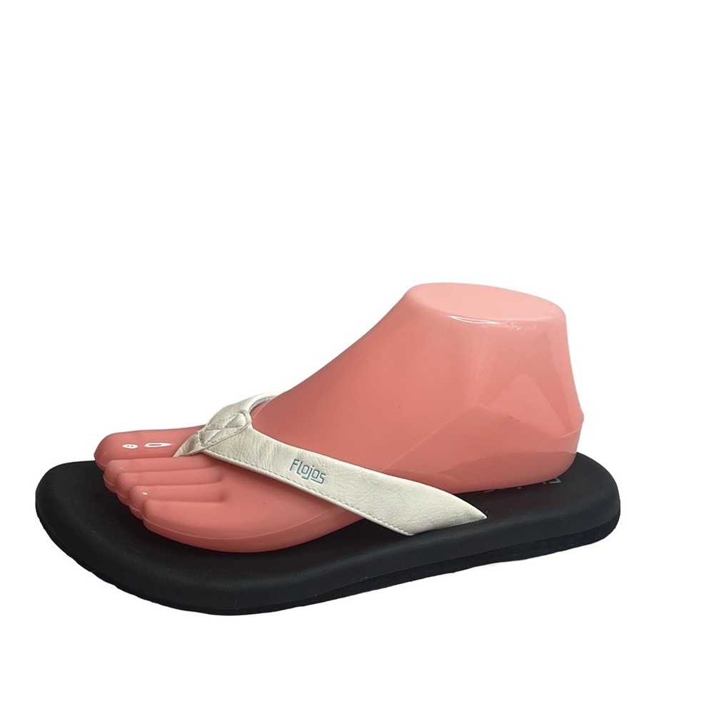 Flojos Cream Sandals